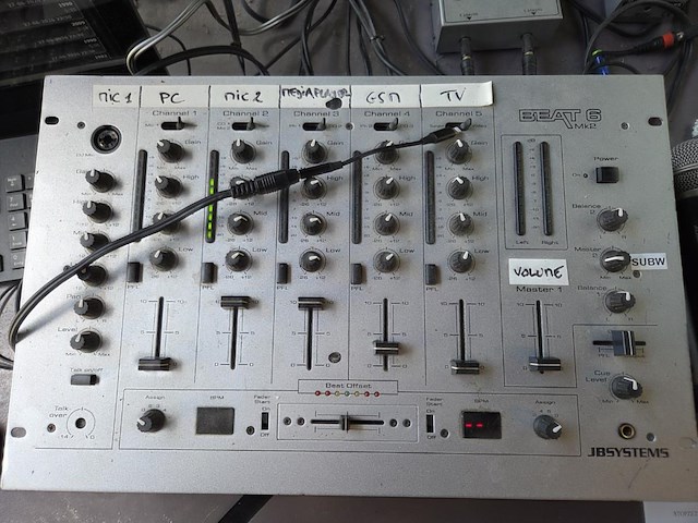 Dj mengtafel + versterkers jbsystems beat 6 mk2 - afbeelding 4 van  8