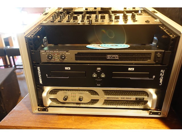 Dj-rack jbsystems met apparatuur - afbeelding 10 van  16