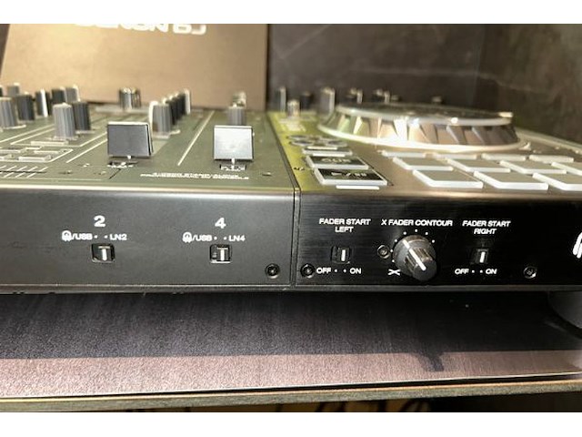 Dj systeem met rack audiophony - afbeelding 8 van  18