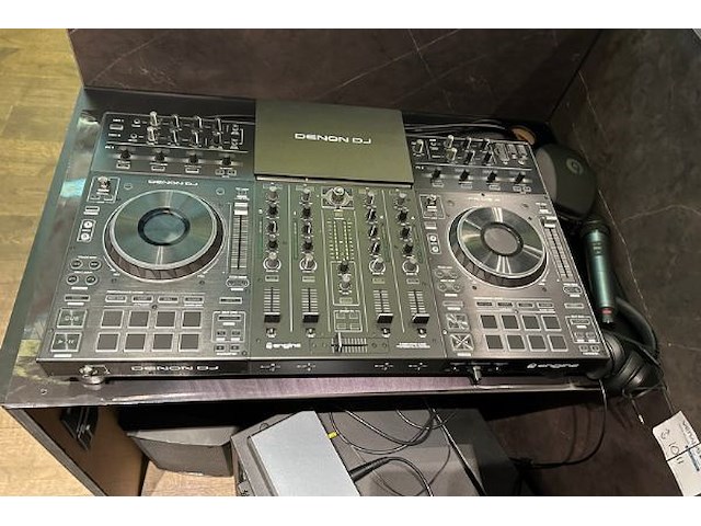 Dj systeem met rack audiophony - afbeelding 11 van  18