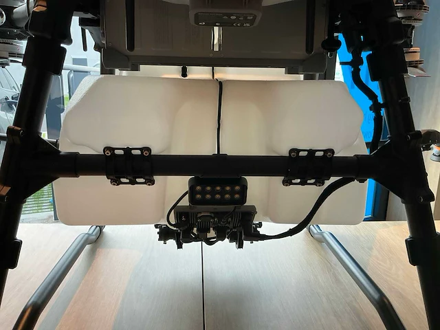 Dji agras t100 drone - afbeelding 15 van  19