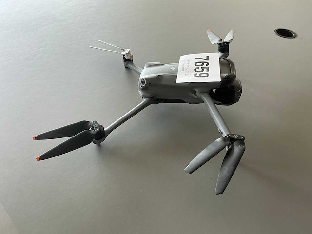 Dji air 3 drone - afbeelding 4 van  11
