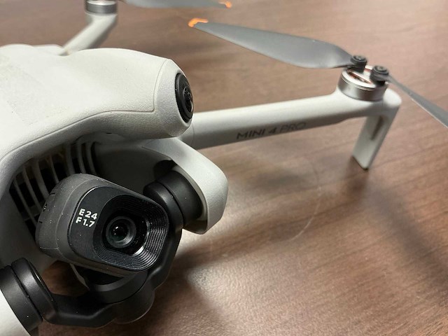 Dji mini 4 pro drone - afbeelding 2 van  9