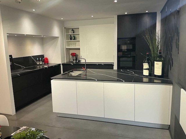 Dkg luca wit & ebony showroom keuken - afbeelding 1 van  9