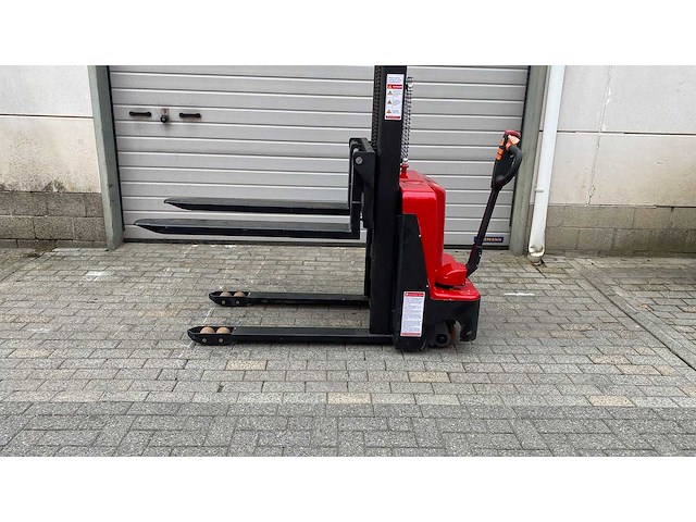 Dmht - dm15 - electric pallet trucks - 09-2025 - afbeelding 3 van  20