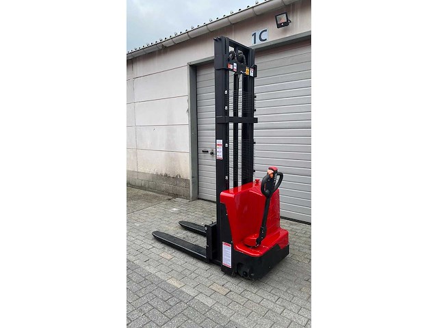 Dmht - dm15 - electric pallet trucks - 09-2025 - afbeelding 1 van  20