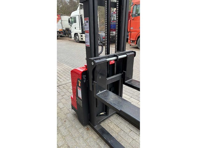 Dmht - dm15 - electric pallet trucks - 09-2025 - afbeelding 14 van  20