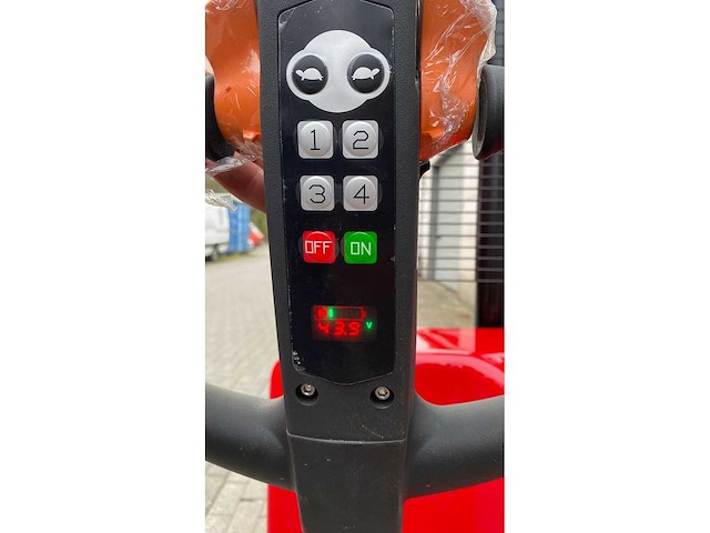 Dmht - dm15 - electric pallet trucks - 09-2025 - afbeelding 17 van  20