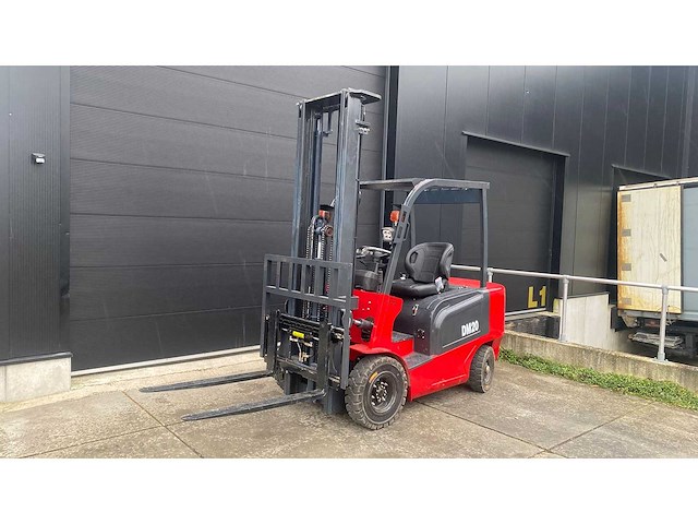 Dmht - dm20 - forklift trucks - 10-2025 - afbeelding 14 van  18