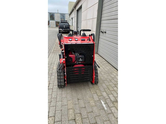Dmht - dm360 - backhoe loader - 10-2025 - afbeelding 10 van  29