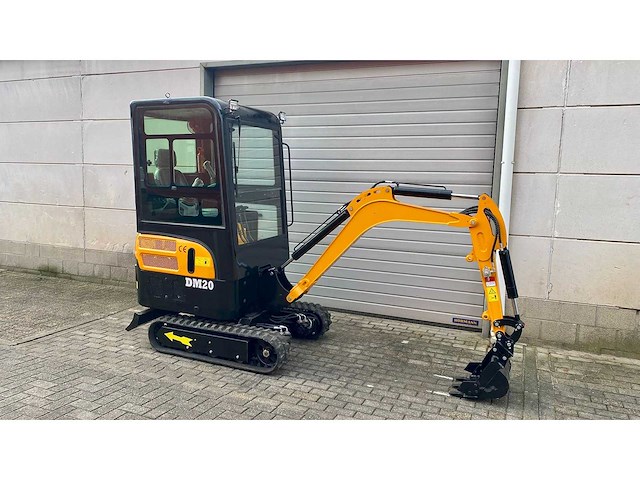 Dmht - kubota - dm20 - mini-excavator - 10-2025 - afbeelding 9 van  11