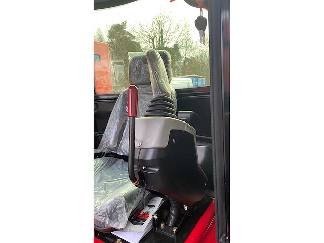 Dmht - kubota - dm20 - mini-excavator - 10-2025 - afbeelding 4 van  17