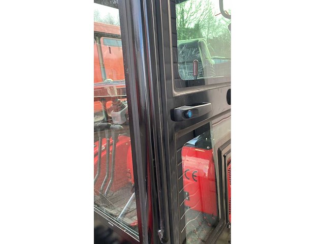 Dmht - kubota - dm20 - mini-excavator - 10-2025 - afbeelding 5 van  17