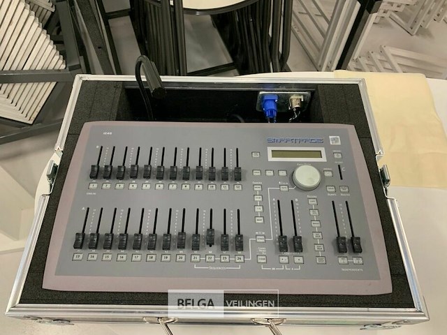 Dmx mengtafel - afbeelding 1 van  6