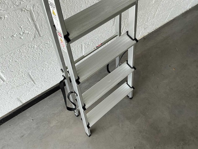 Do113-105 trapladder - afbeelding 6 van  7