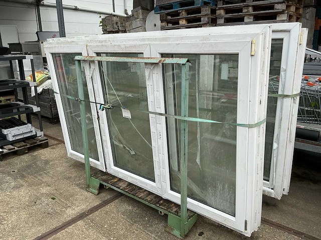 Dobroplast pvc raam met dubbel glas inclusief stapeljuk (4x) - afbeelding 1 van  2