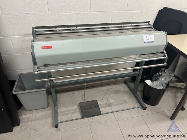 Document vouwmachine océ 931, inclusief voetpedaal. werking niet gekend. - afbeelding 2 van  2