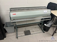 Document vouwmachine océ 931, inclusief voetpedaal. werking niet gekend.