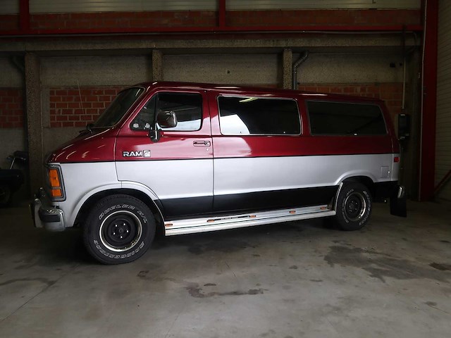 Dodge - ram - classic cars >15 - afbeelding 1 van  64