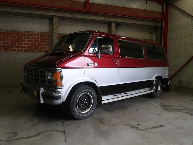 Dodge - ram - classic cars >15 - afbeelding 12 van  64