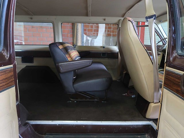Dodge - van - dodge ram van beige - afbeelding 31 van  45