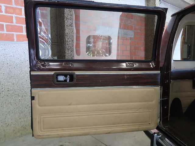 Dodge - van - dodge ram van beige - afbeelding 38 van  45