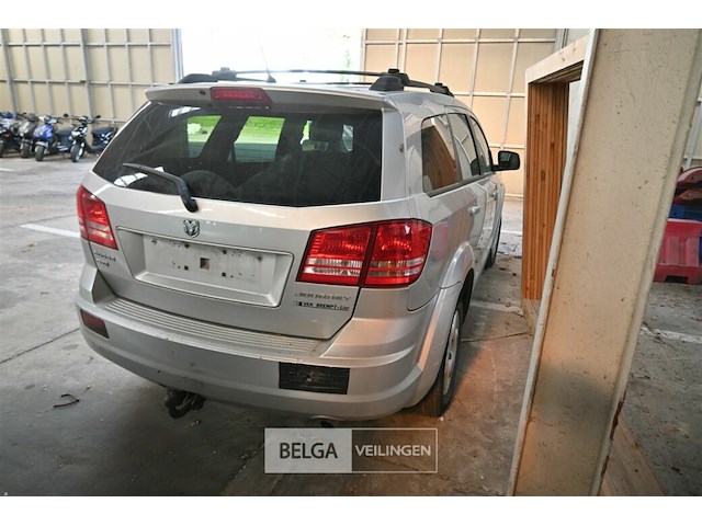 Dodge journey personenwagen - afbeelding 8 van  19