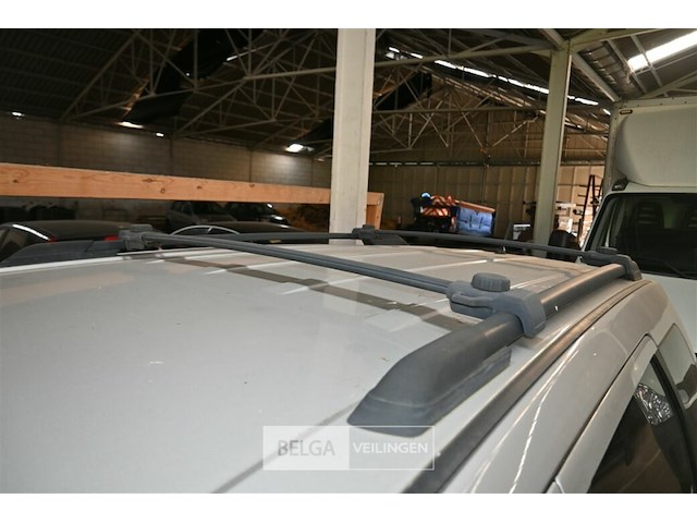 Dodge journey personenwagen - afbeelding 13 van  19