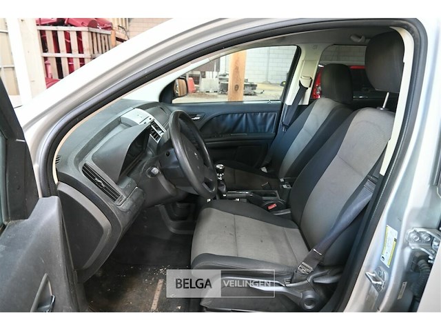 Dodge journey personenwagen - afbeelding 14 van  19