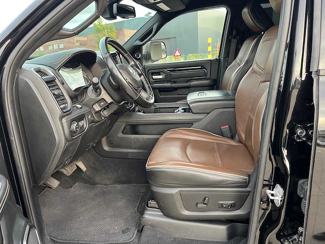Dodge ram - 2021 - heavy dut 2500 - power wagon - personenauto - afbeelding 18 van  40