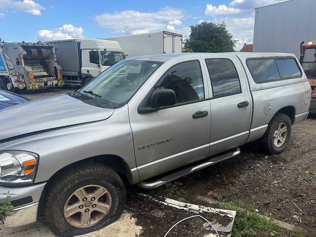 Dodge ram 1500 - van - afbeelding 1 van  23