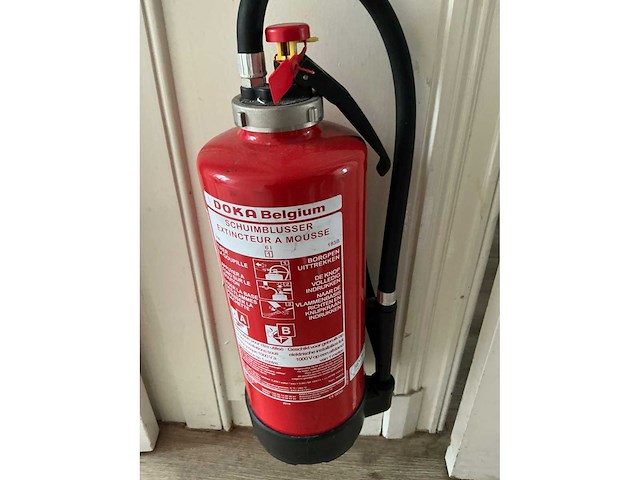 Doka 6l schuim brandblusser (2x) - afbeelding 3 van  3