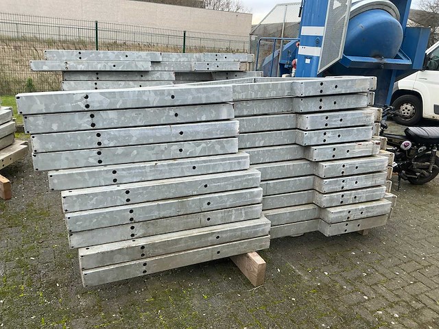 Doka steunbok enkelzijdige bekisting (10x) - afbeelding 2 van  5