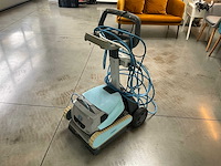 Dolphin zi3 zwembadrobot - afbeelding 1 van  6