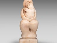 Domenico colanzi (1944), mother and child, marble sculpture 38 cm. (14.96 in.)