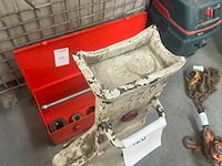 Domme kracht - afbeelding 2 van  3