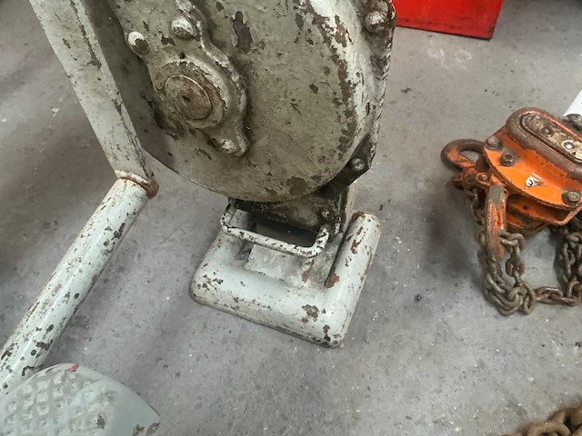 Domme kracht - afbeelding 4 van  4