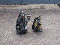Dompelpomp elektrisch 2 stuks - afbeelding 1 van  1