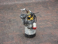 Dompelpomp elektrisch - afbeelding 1 van  1