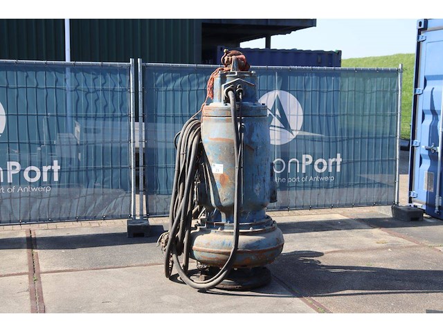 Dompelpomp flyght 3312/705 elektrisch 90kw - afbeelding 1 van  1