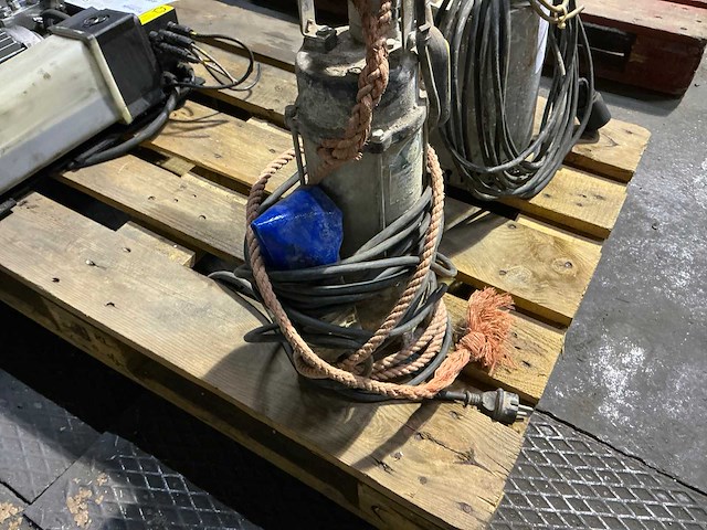 Dompelpomp - afbeelding 5 van  5