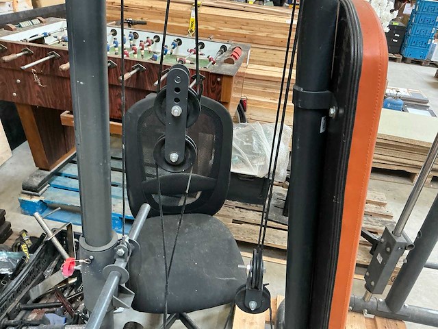 Domyos bm900 krachtstation - afbeelding 1 van  1