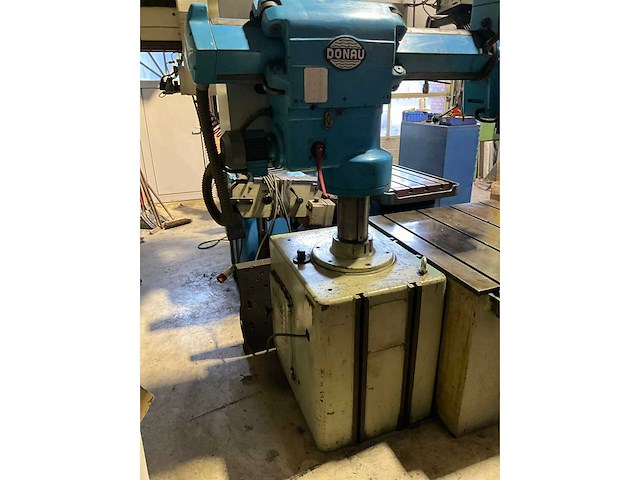 Donau dr 23 kolomboormachine - afbeelding 1 van  18