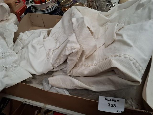 Doopkleed - afbeelding 1 van  2