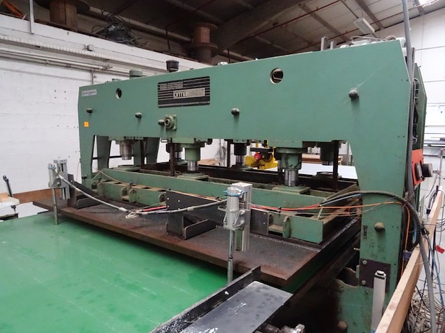 Doorlooppers orma macchine - afbeelding 12 van  17