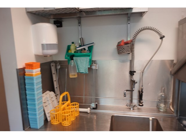 Doorschuifvaatwas winterhalter met spoelbak - afbeelding 6 van  9