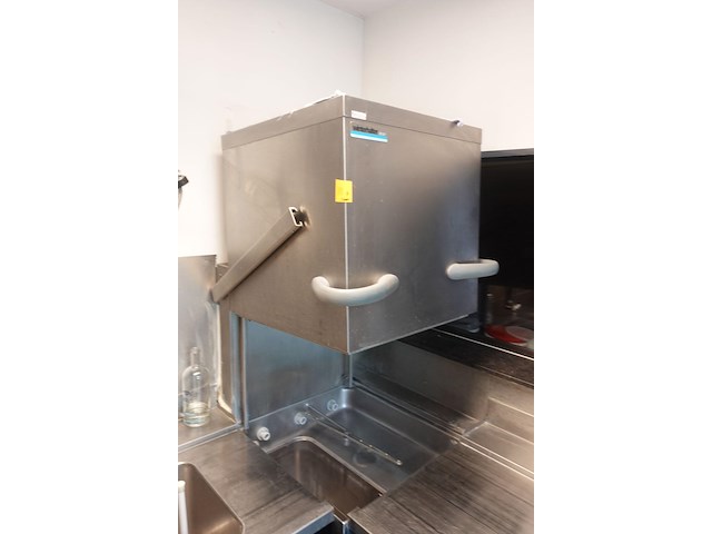 Doorschuifvaatwas winterhalter met spoelbak - afbeelding 7 van  9