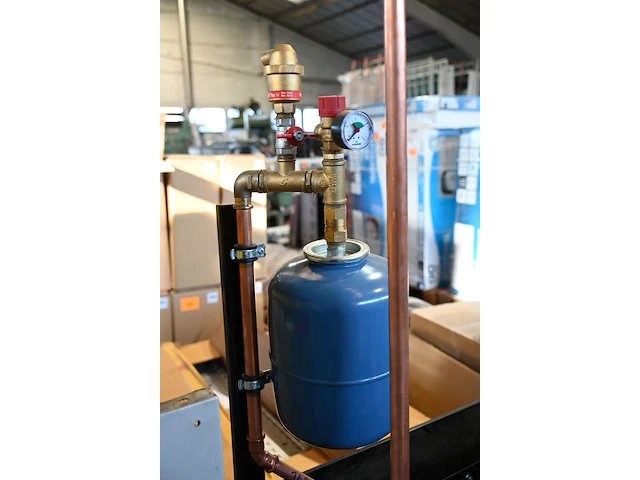 Doorstroominstallatie sanitair warm water - afbeelding 5 van  7