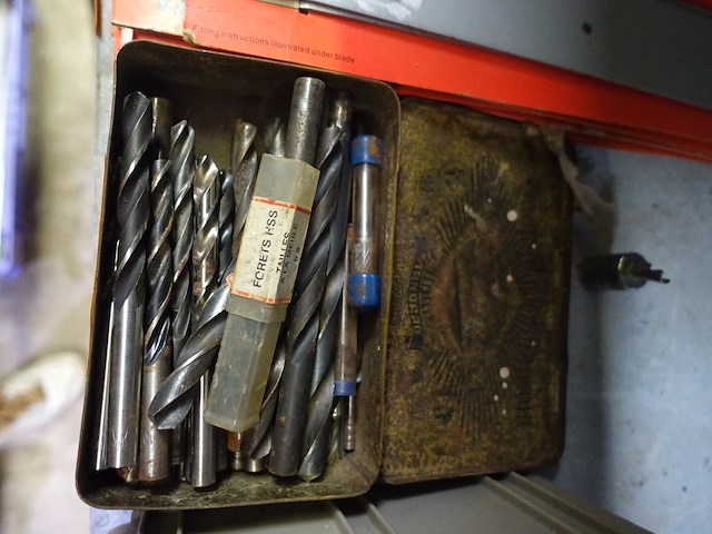 Doos boren - afbeelding 1 van  2