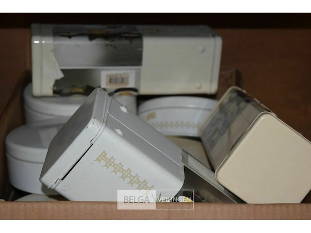 Doos div bewaardozen - afbeelding 3 van  3